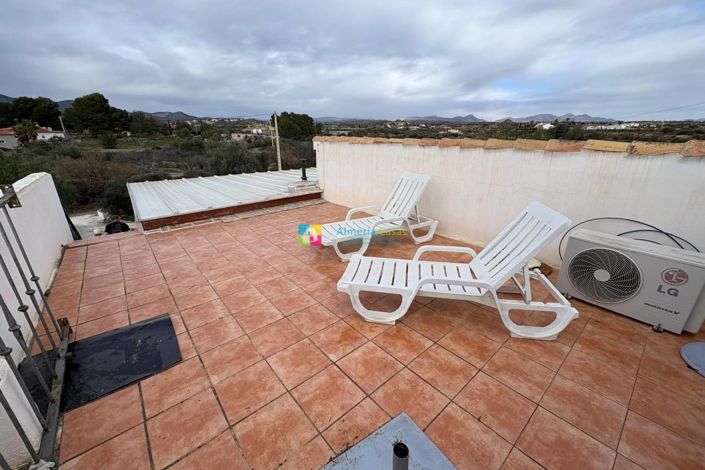 Image No.34-4 Bed Country House for sale