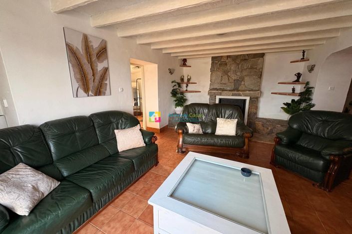 Image No.9-4 Bed Country House for sale