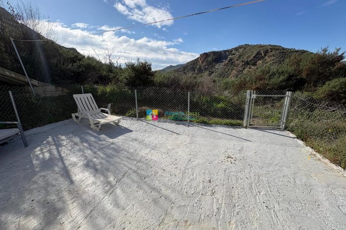 Image No.37-3 Bed Townhouse for sale