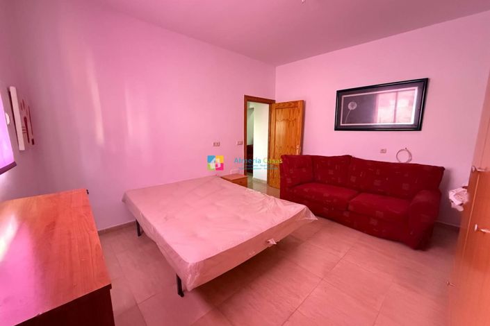 Image No.12-2 Bed Country House for sale