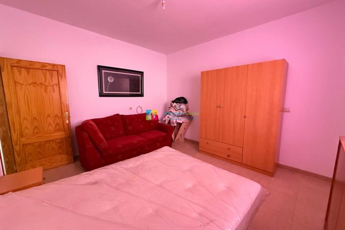 Image No.13-2 Bed Country House for sale