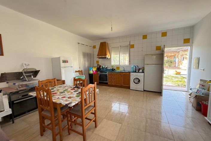 Image No.4-2 Bed Country House for sale