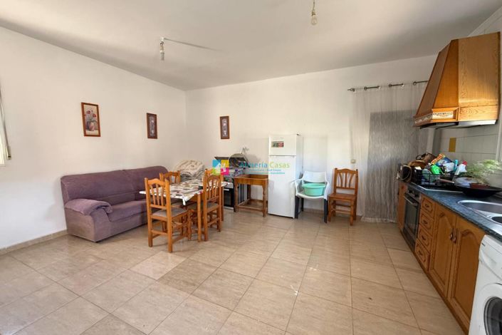 Image No.5-2 Bed Country House for sale