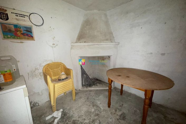 Image No.15-4 Bed Townhouse for sale