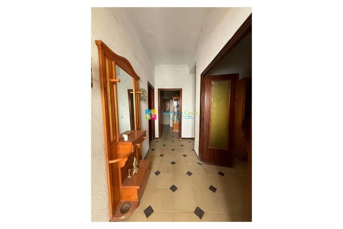 Image No.5-4 Bed Townhouse for sale