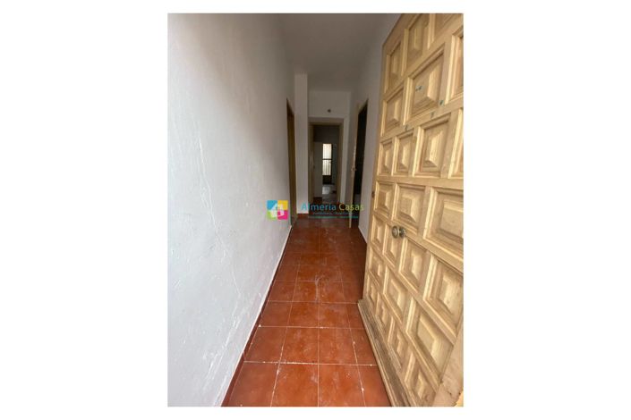 Image No.2-Maison de ville de 4 chambres à vendre à Almeria