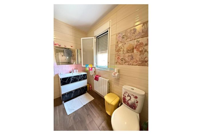 Image No.20-2 Bed Townhouse for sale