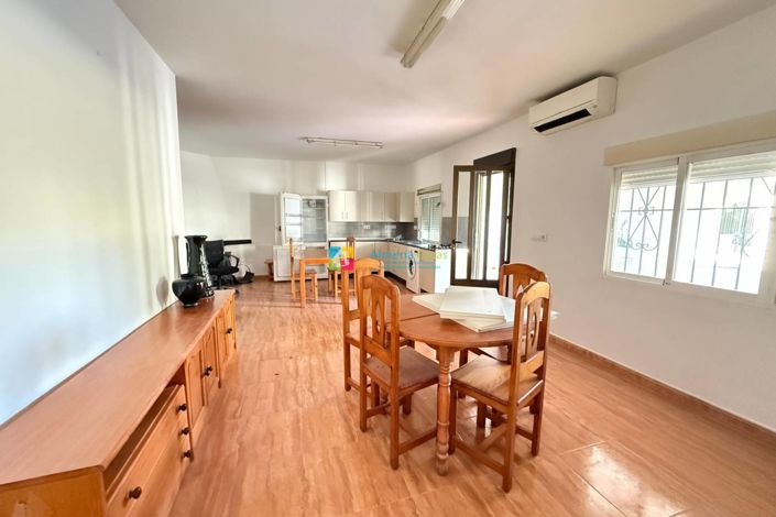 Image No.6-3 Bed Country House for sale