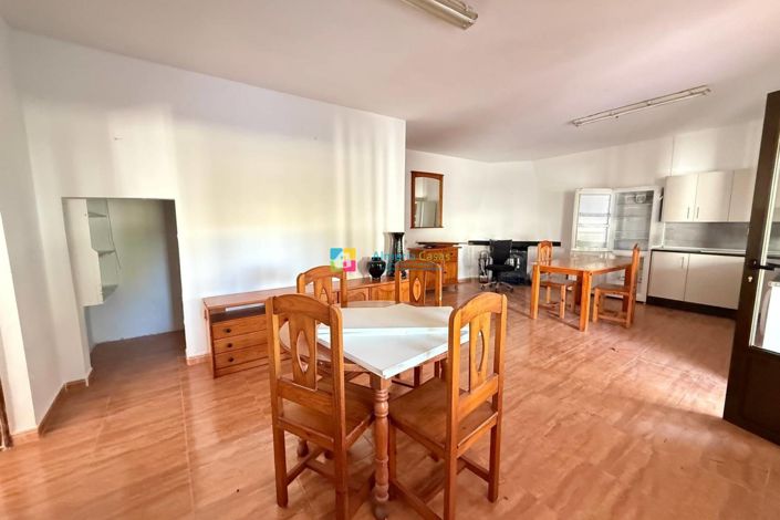 Image No.7-3 Bed Country House for sale