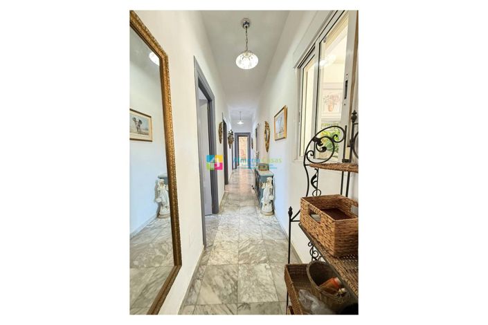 Image No.20-3 Bed Villa for sale