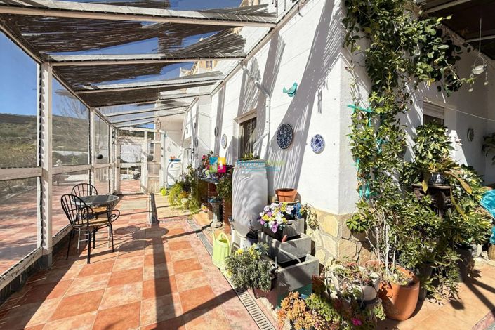 Image No.33-3 Bed Villa for sale