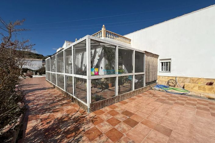 Image No.35-3 Bed Villa for sale