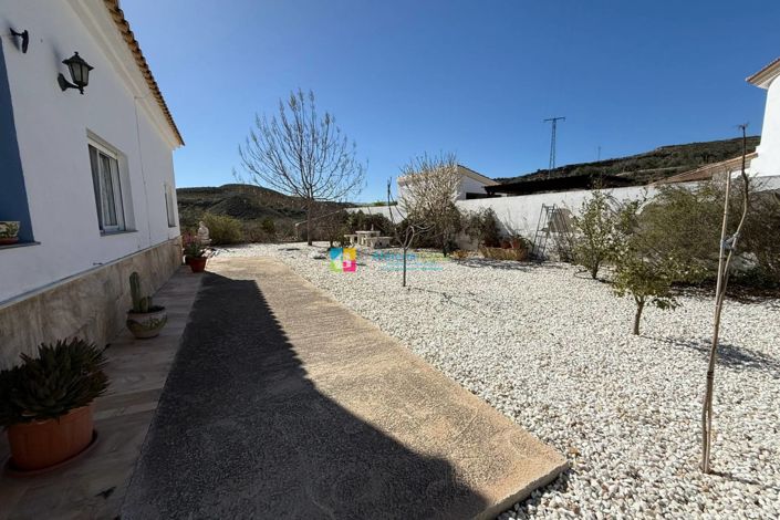 Image No.37-3 Bed Villa for sale