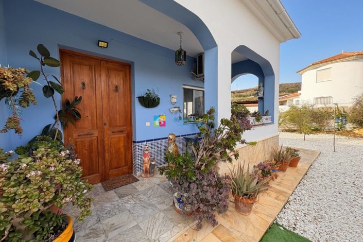 Image No.8-3 Bed Villa for sale