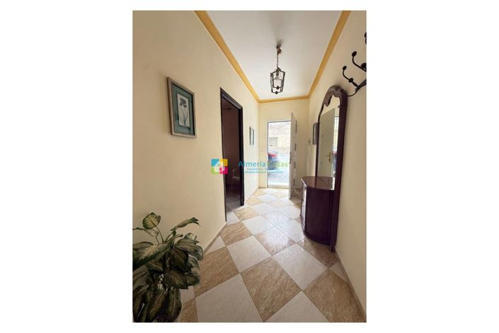 Image No.2-3 Bed Townhouse for sale