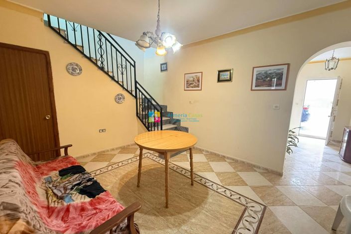 Image No.6-3 Bed Townhouse for sale