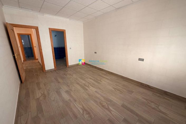 Image No.10-2 Bed Townhouse for sale