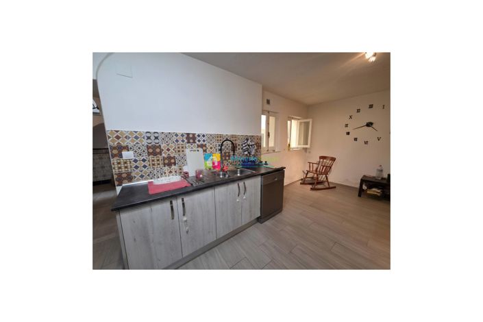 Image No.4-5 Bed Townhouse for sale