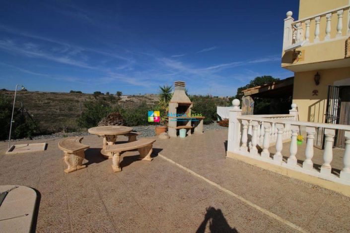 Image No.15-3 Bed Villa for sale