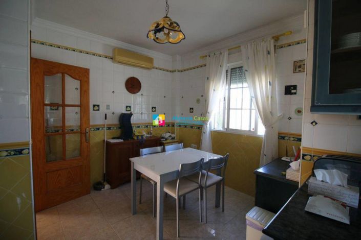 Image No.25-3 Bed Villa for sale