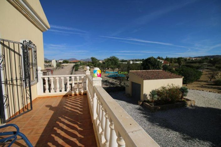 Image No.39-3 Bed Villa for sale