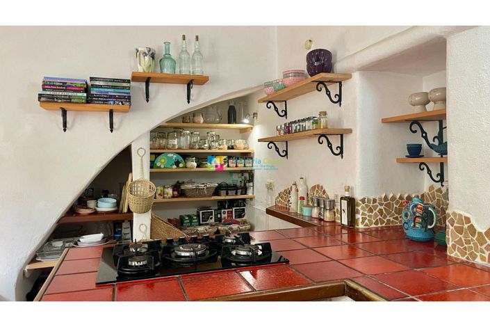 Image No.22-4 Bed Country House for sale