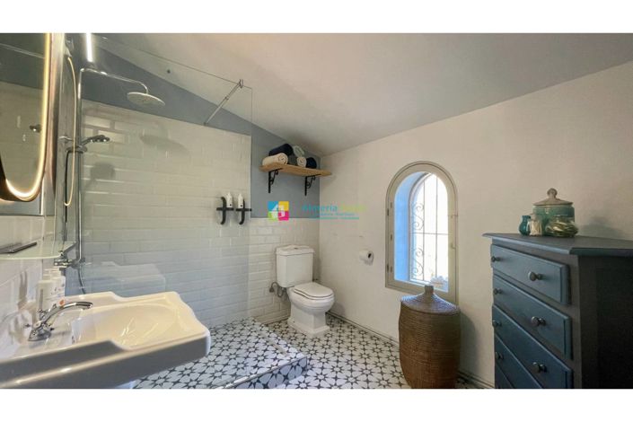 Image No.33-4 Bed Country House for sale