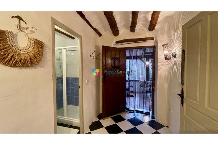 Image No.39-4 Bed Country House for sale