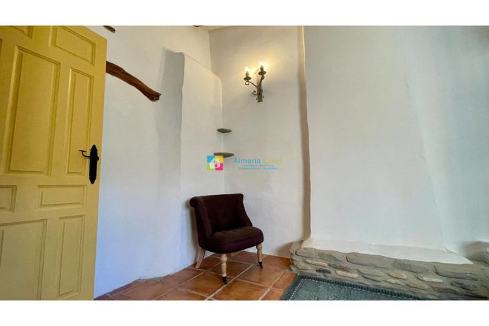 Image No.44-4 Bed Country House for sale