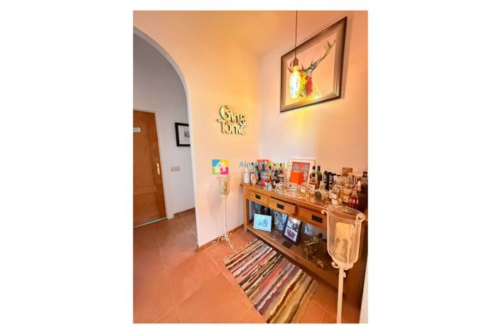 Image No.18-3 Bed Villa for sale