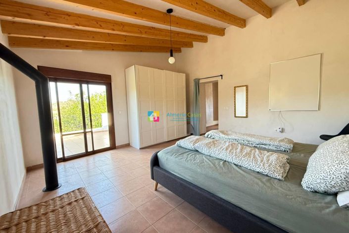 Image No.18-2 Bed Country House for sale