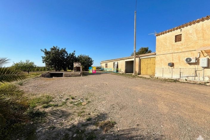 Image No.28-3 Bed Country House for sale