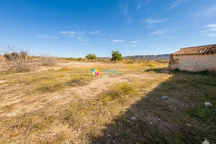 Image No.33-3 Bed Country House for sale