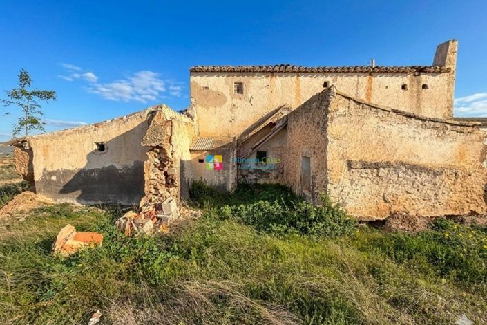 Image No.34-3 Bed Country House for sale