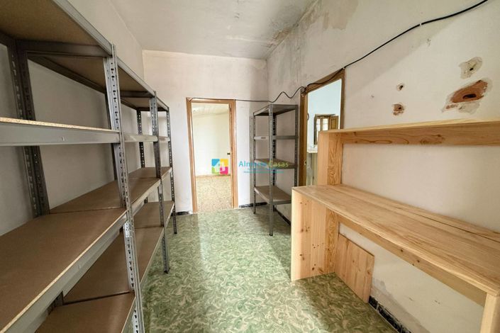 Image No.9-3 Bed Country House for sale