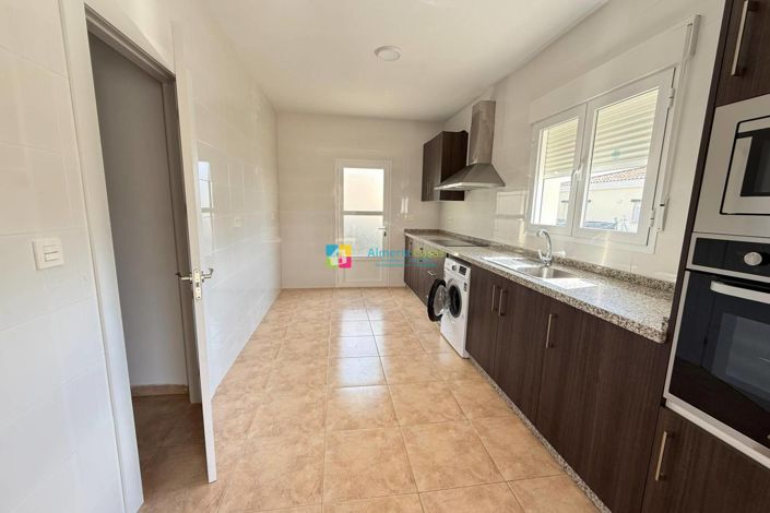 Image No.10-3 Bed Villa for sale