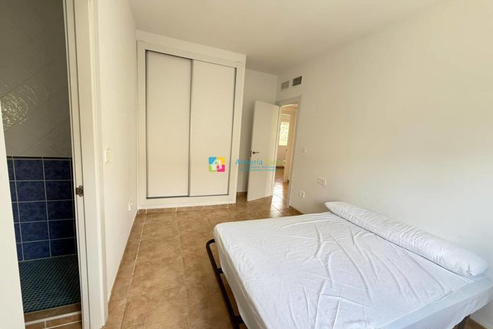 Image No.19-3 Bed Villa for sale