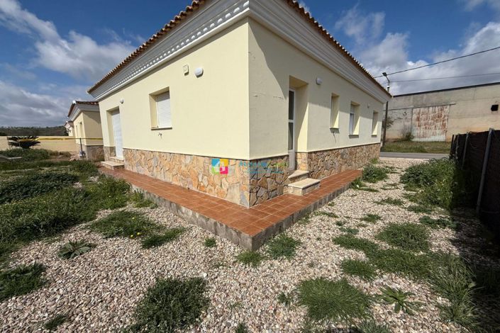 Image No.3-3 Bed Villa for sale