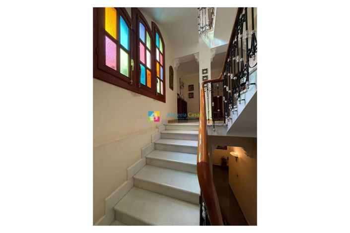 Image No.23-5 Bed Townhouse for sale