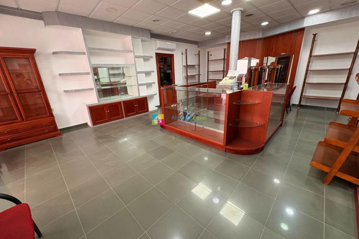 Image No.31-5 Bed Townhouse for sale