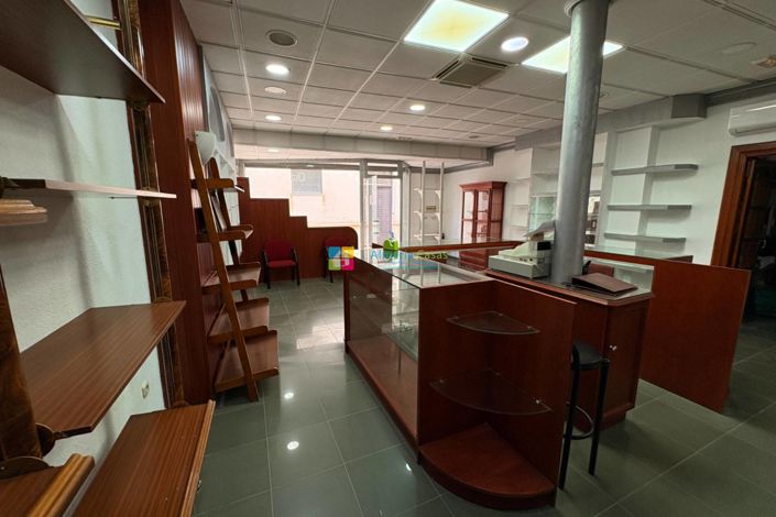 Image No.36-5 Bed Townhouse for sale