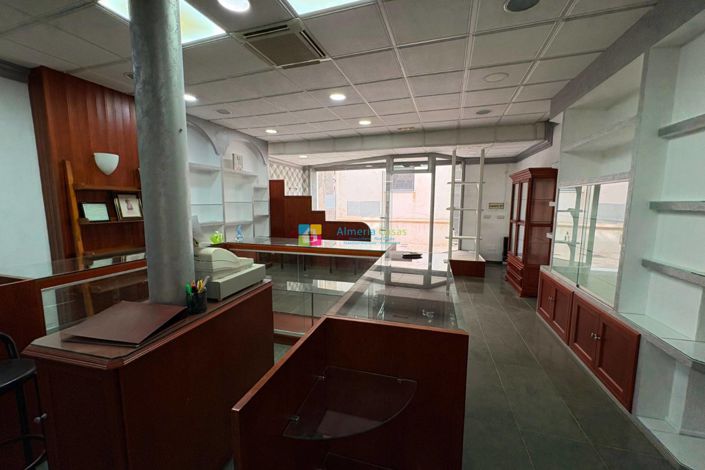 Image No.37-5 Bed Townhouse for sale