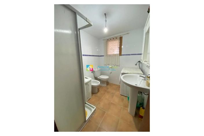 Image No.15-8 Bed Townhouse for sale