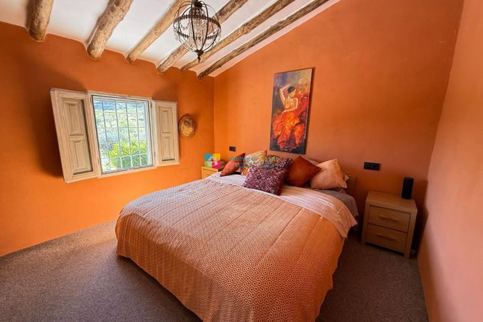 Image No.21-5 Bed Country House for sale