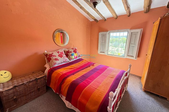 Image No.23-5 Bed Country House for sale