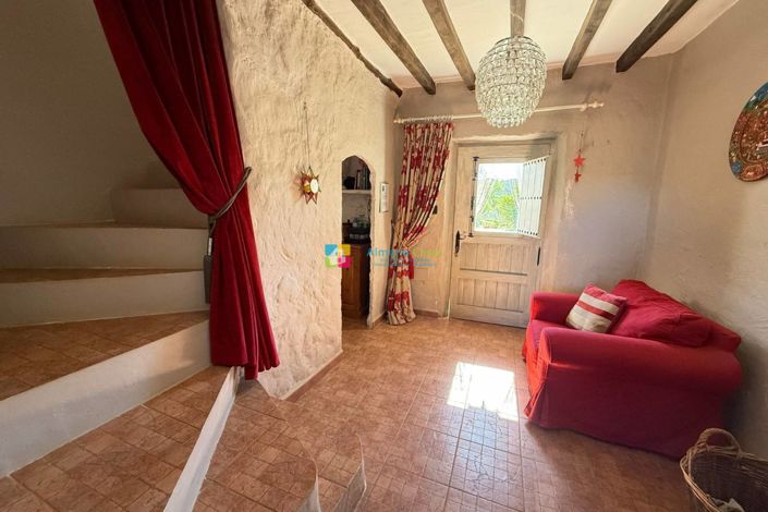 Image No.30-5 Bed Country House for sale