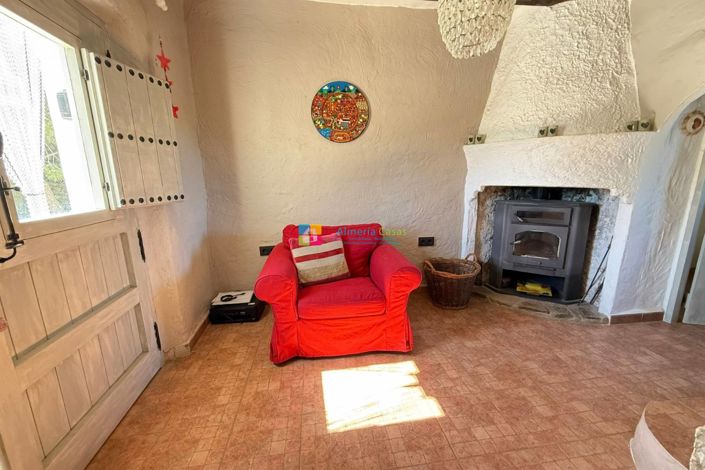 Image No.31-5 Bed Country House for sale