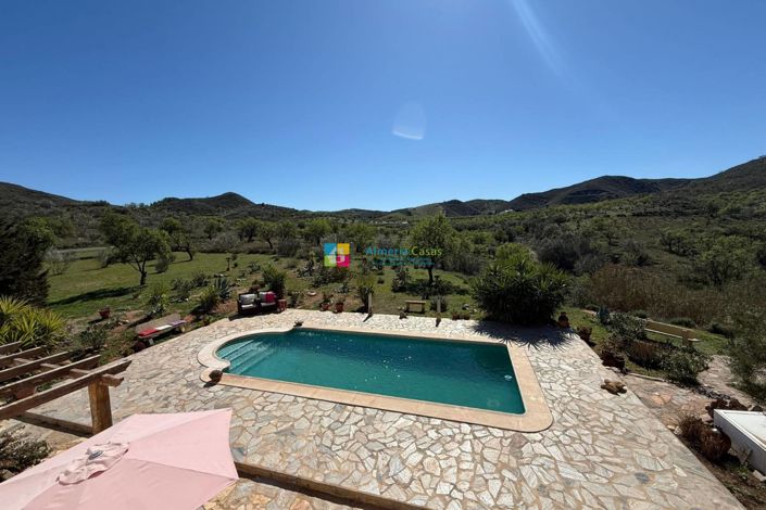 Image No.39-5 Bed Country House for sale