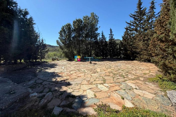 Image No.45-5 Bed Country House for sale