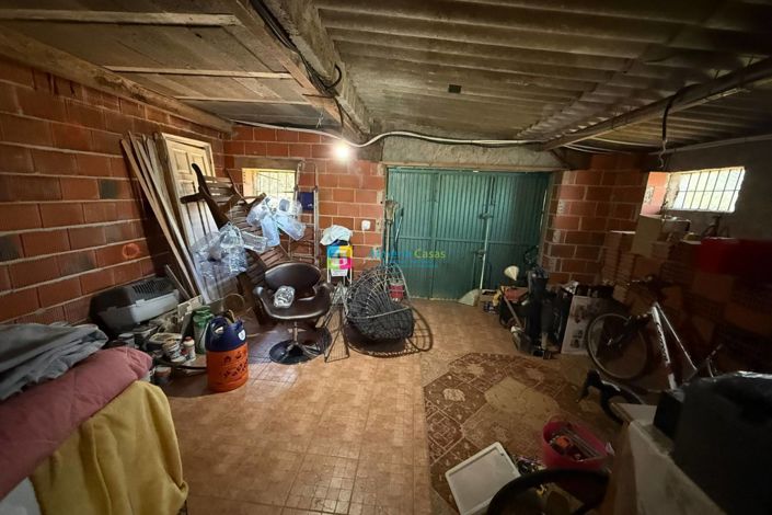 Image No.48-5 Bed Country House for sale